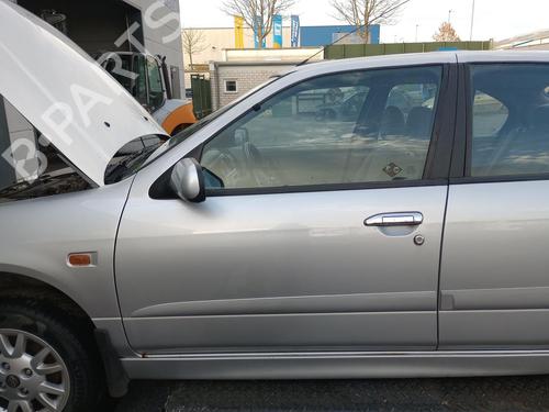 Used Left front door NISSAN PRIMERA Hatchback (P11) 2.0 16V (140 hp) 27232348