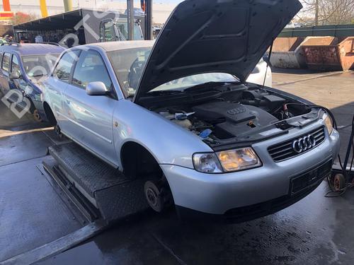 Brugte AUDI A3 (8L1) 1.6 (101 hp) 4456065