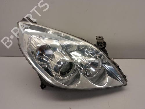 Used Right headlight OPEL SIGNUM Hatchback (Z03) 1.8 (F48) (140 hp) 27233256