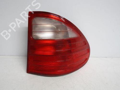 Used Right taillight MERCEDES-BENZ E-CLASS (W210) E 240 (210.061) (170 hp) 27228417