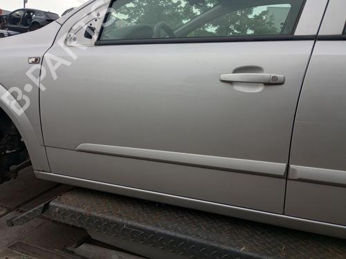 Left front door OPEL ASTRA H Estate (A04) 1.7 CDTI (L35) | BP27230866C2 