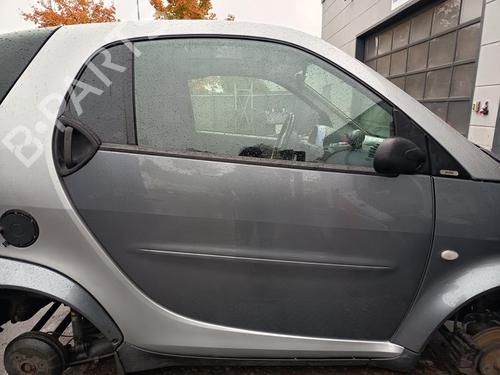 Used Right front door Right front door SMART CITY-COUPE (450) 0.8 CDI (S1CLC1, 450.300, 450.301, 450.302, 450.303,... (41 hp) 40198241 40198241