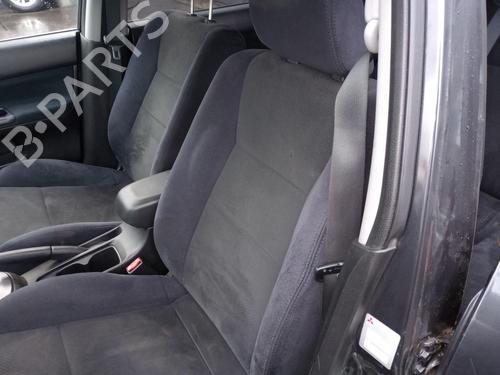 Left front seat MITSUBISHI LANCER VII Estate (CS_W, CT_W) 2.0 (CS9W) | BP27230005C15 