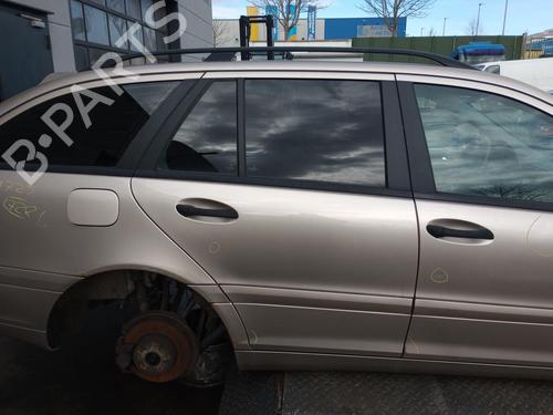 Dør højre bagtil MERCEDES-BENZ C-CLASS T-Model (S203) C 180 (203.235) (129 hp) 27233399