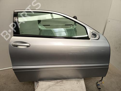 Used Right front door MERCEDES-BENZ C-CLASS Coupe (CL203) C 180 Kompressor (203.746) (143 hp) 27233547