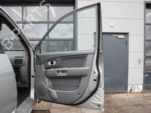 Right front door KIA CARENS II MPV (FJ) 2.0 CRDi | BP27229751C3 