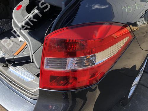 Used Right taillight Right taillight RENAULT LAGUNA III Grandtour (KT0/1) 2.0 dCi GT (KT11, KT1E, KT1N) (178 hp) 32734060 32734060