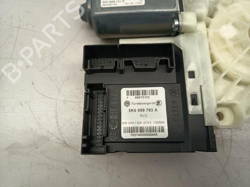 Left front window motor VW GOLF PLUS V (5M1, 521) 1.4 TSI | BP33275292E21 - Image 4