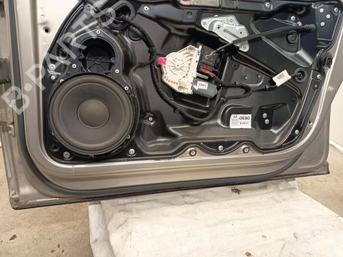 Right front door VW PASSAT B6 Variant (3C5) 2.0 TDI | BP32762444C3 - Image 3