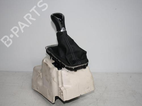Gearstang OPEL CORSA F (P2JO) 1.2 (68) (75 hp) 27229586