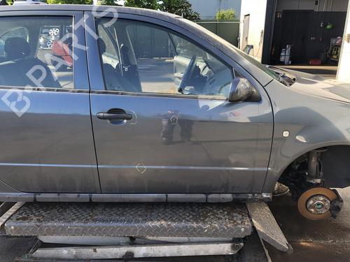 Used Right front door Right front door SKODA FABIA I Combi (6Y5) 1.4 16V (100 hp) 32760855 32760855