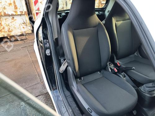 Used Right front seat Right front seat SMART FORTWO Coupe (453) 1.0 (453.341) (60 hp) 32762602 32762602