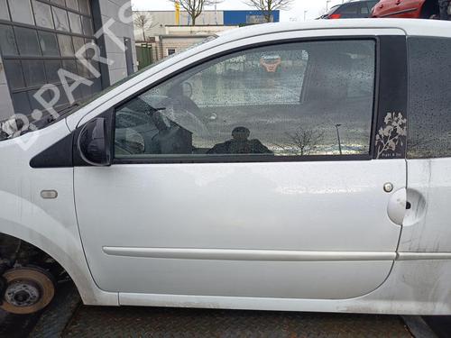 left-front-door-renault-twingo-ii-cn0_-2007-32763382 main image
