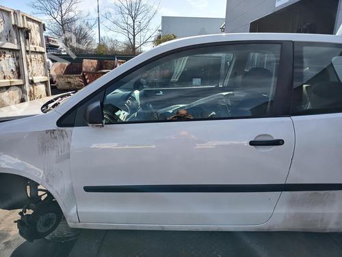 Used Left front door Left front door 32763772 32763772