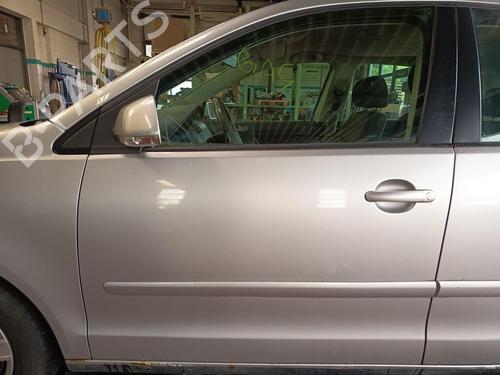 Used Left front door Left front door 35916930 35916930