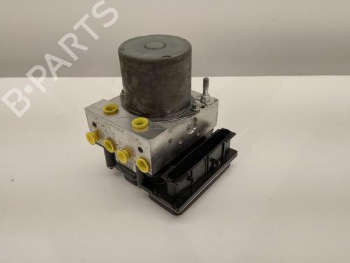 Used ABS pump RENAULT CLIO III Grandtour (KR0/1_) 1.2 16V (KR0E) (78 hp) 27229795