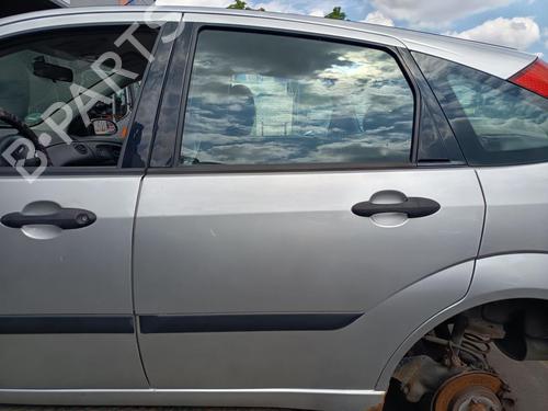 Used Left rear door Left rear door 37525568 37525568
