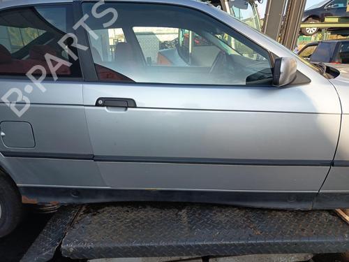 Used Right front door Right front door BMW 3 Compact (E36) 316 i (102 hp) 32762265 32762265