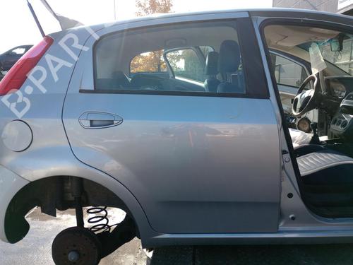 Used Right rear door FIAT GRANDE PUNTO (199_) 1.4 (199AXB11, 199AXB1A, 199BXB1A, 199AXL1A) (77 hp) 27231985