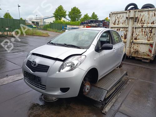 Used Parts TOYOTA YARIS (_P9_) 1.3 VVT-i (SCP90_, SCP90R) (87 hp) 4457368