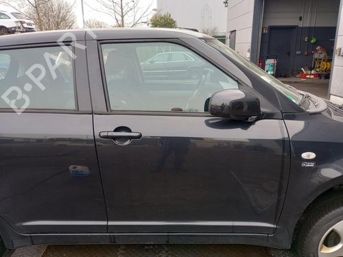 right-front-door-suzuki-swift-iii-mz-ez-2005-32733480 main image
