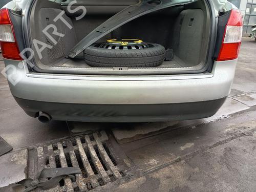Pára-choques traseiro Pára-choques traseiro AUDI A4 B6 Avant (8E5) 2.0 (130 hp) 35916821 35916821