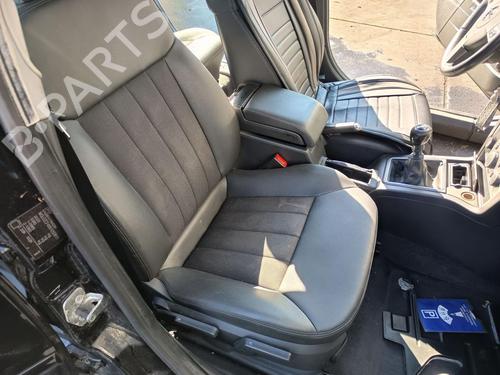 Right front seat OPEL SIGNUM Hatchback (Z03) 1.8 (F48) | BP32761829C16  - Image 5