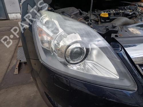 Used Right headlight Right headlight OPEL ZAFIRA / ZAFIRA FAMILY B (A05) 1.7 CDTI (M75) (125 hp) 35916844 35916844