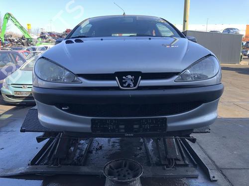 Used Front bumper Front bumper PEUGEOT 206 Hatchback (2A/C) 1.1 i (60 hp) 32733619 32733619
