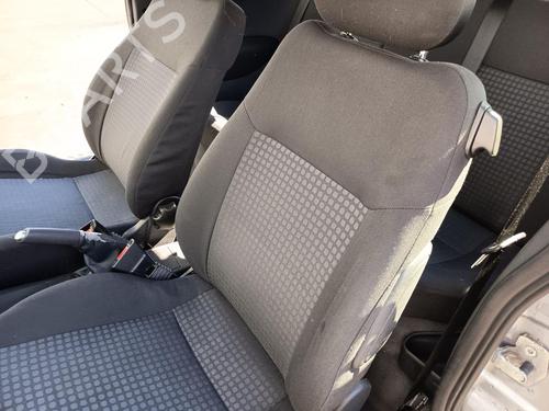 Left front seat OPEL CORSA C (X01) 1.2 Twinport (F08, F68) | BP36141799C15 - Image 3
