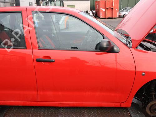 Used Right front door SEAT CORDOBA (6K1, 6K2) 1.4 16V (75 hp) 27230245