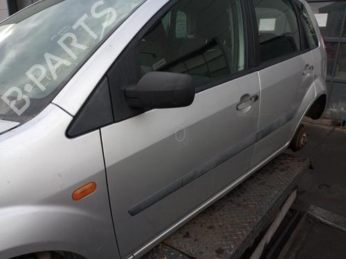 Left front door FORD FIESTA V (JH_, JD_) 1.3 | BP27233064C2 