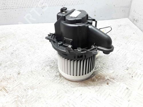 Heater blower motor RENAULT CLIO IV (BH_) 0.9 TCe 90 (BHNF, BHMA, BHMH, BHJK, BHJR) | BP27226111M62 