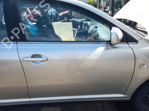 Used Right front door Right front door TOYOTA AVENSIS Estate (_T25_) 2.0 D-4D (CDT250_, CDT250R) (116 hp) 35996027 35996027