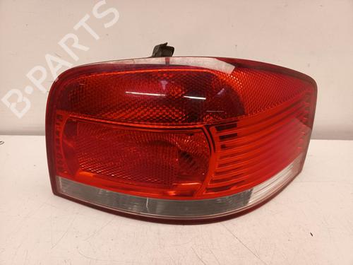 Used Right taillight Right taillight AUDI A3 Sportback (8PA) 2.0 TDI 16V (140 hp) 33995720 33995720