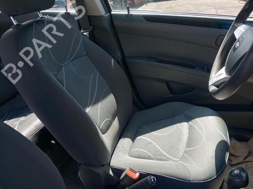 left-front-seat-chevrolet-spark-m300-2009-32733996 main image