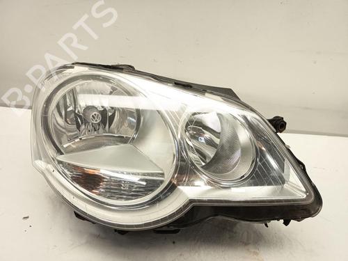 Used Right headlight VW POLO IV (9N_, 9A_) 1.2 (54 hp) 32761984