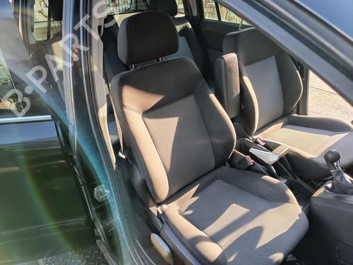 Sæde højre fortil OPEL ZAFIRA / ZAFIRA FAMILY B (A05) 1.8 (M75) (140 hp) 32762985