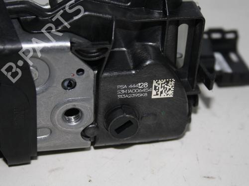 Rear right lock OPEL CORSA F (P2JO) 1.2 (68) | BP27229578C99 