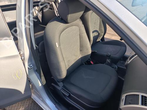 Used Right front seat Right front seat 37223704 37223704