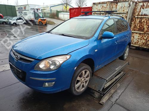 Brugte HYUNDAI i30 Estate (FD) 1.6 CRDi (116 hp) 4483267