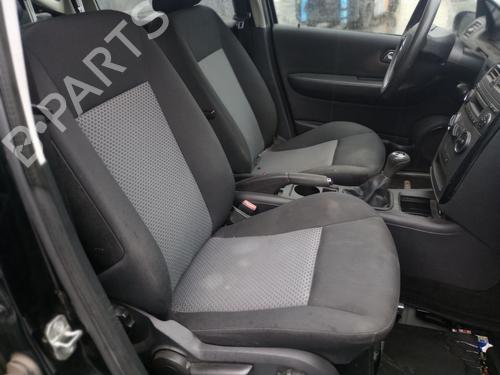 Used Right front seat MERCEDES-BENZ A-CLASS (W169) A 170 (169.032, 169.332) (116 hp) 27230735