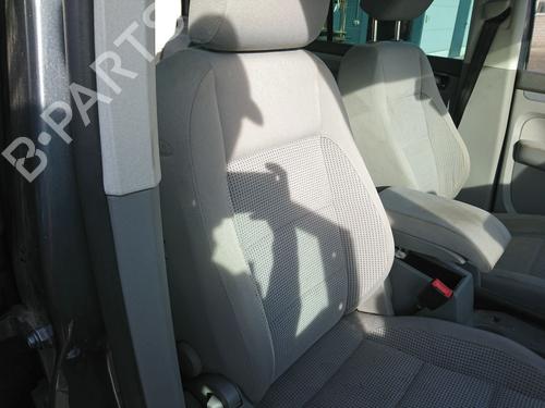 Right front seat VW TOURAN (1T1, 1T2) 1.6 FSI | BP27229501C16 