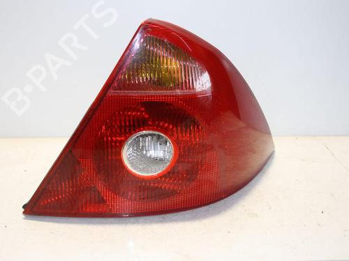 Used Right taillight FORD MONDEO III (B5Y) 2.0 16V (146 hp) 27230283
