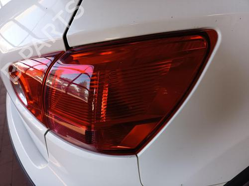 Farolim direito Farolim direito NISSAN QASHQAI I (J10, NJ10) 1.6 (114 hp) 39751038 39751038