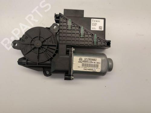 Used Left front window motor Left front window motor VW POLO IV (9N_, 9A_) 1.2 12V (64 hp) 32733920 32733920