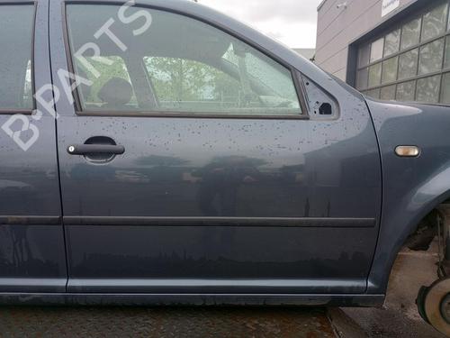 Used Right front door VW GOLF IV (1J1) 1.4 16V (75 hp) 27230543