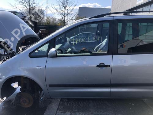 Used Left front door Left front door 32733797 32733797