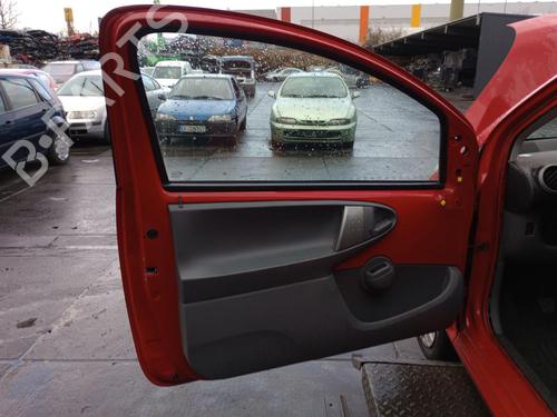 Left front door CITROËN C1 (PM_, PN_) 1.4 HDi | BP27232388C2 