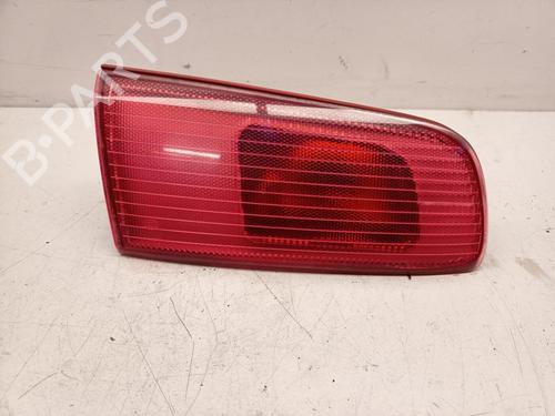 Farolim esquerdo da mala MAZDA 2 (DY) 1.2 (DY3W) (75 hp) 32763871